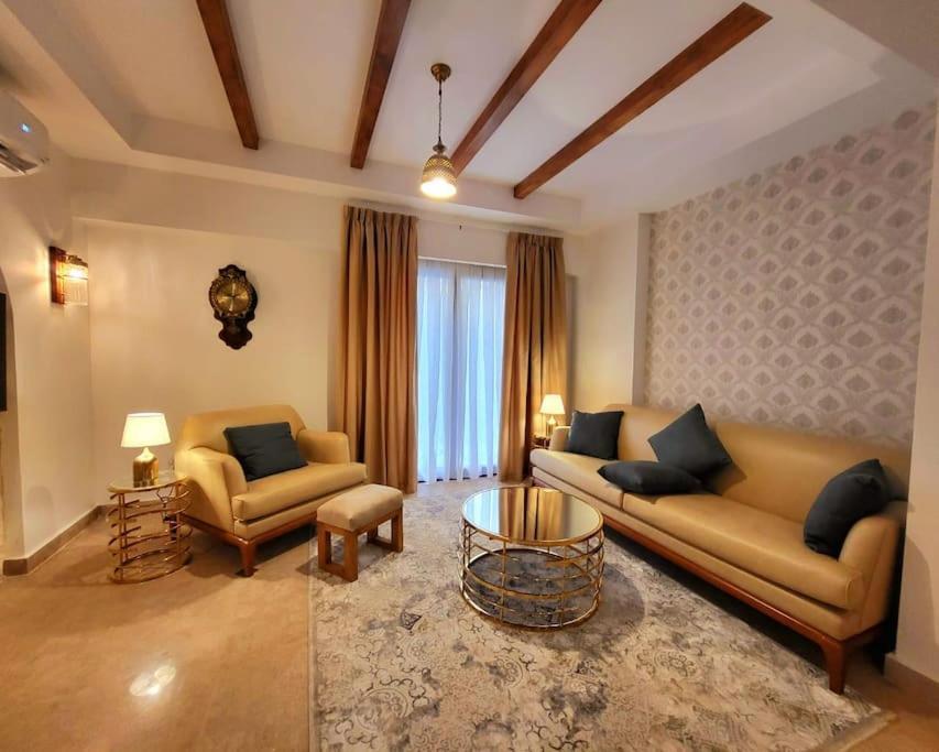 Three Sisters Apartment Cairo